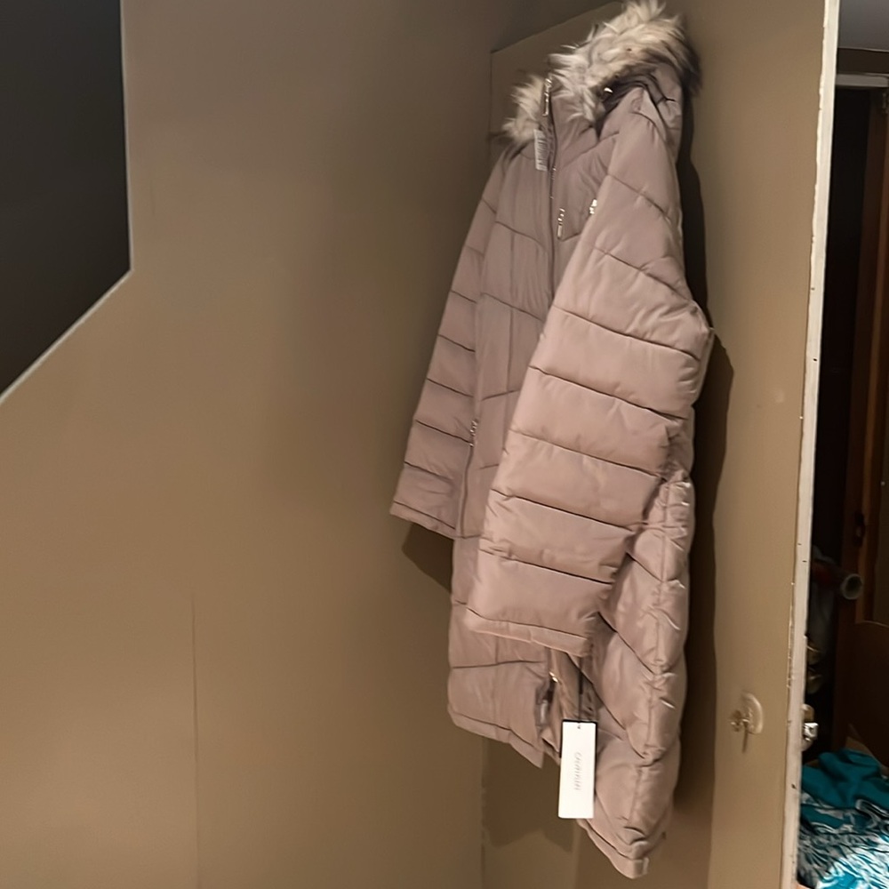 Calvin Klein Puffer Coat with faux fur trimmed hood - Size XL - New. Ta… - Picture 12 of 16